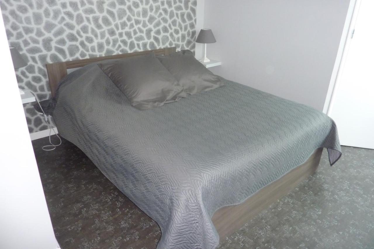 Gite De Ningles Outreau 6 Personnes 2 Chambres Salle De Bain Chacune Экстерьер фото